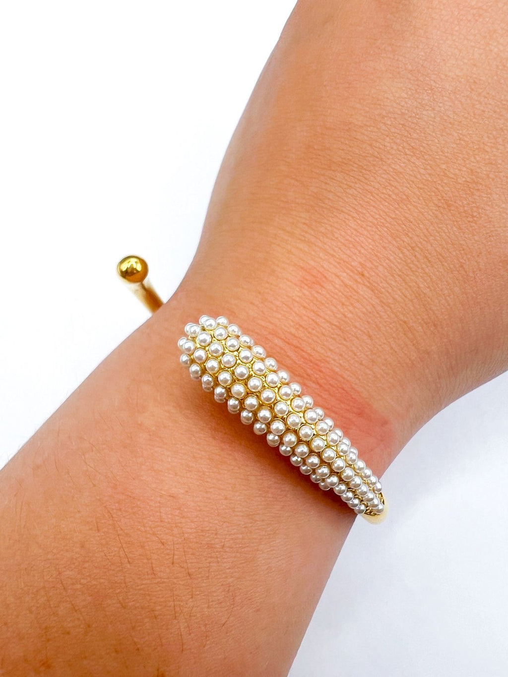 Premium Trendy Eleanors Resizable Cuff Bracelet | 18K Gold Plated Anti-Tarnish Statement Bracelet