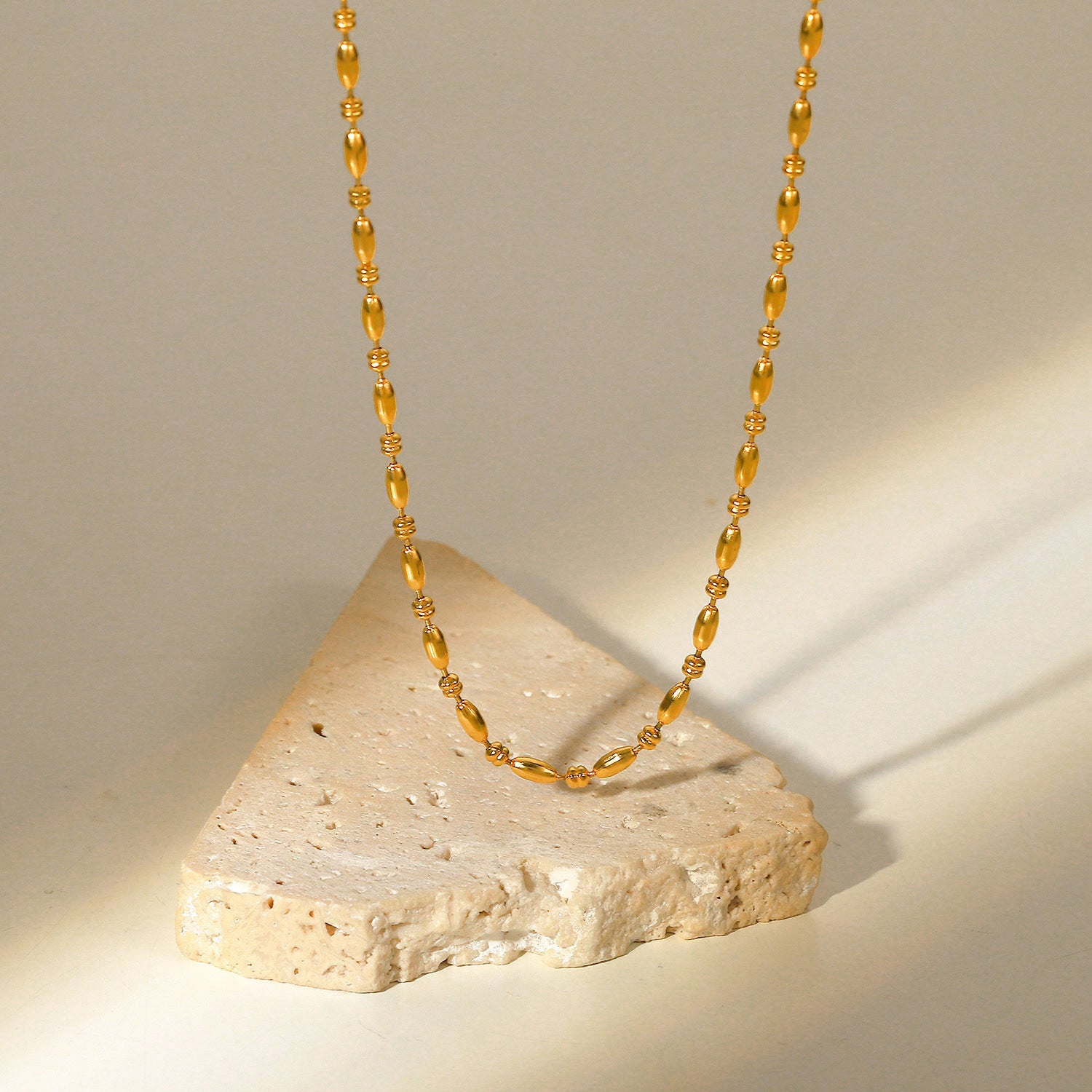 Minimal Chic Oval Bead Chain Necklace