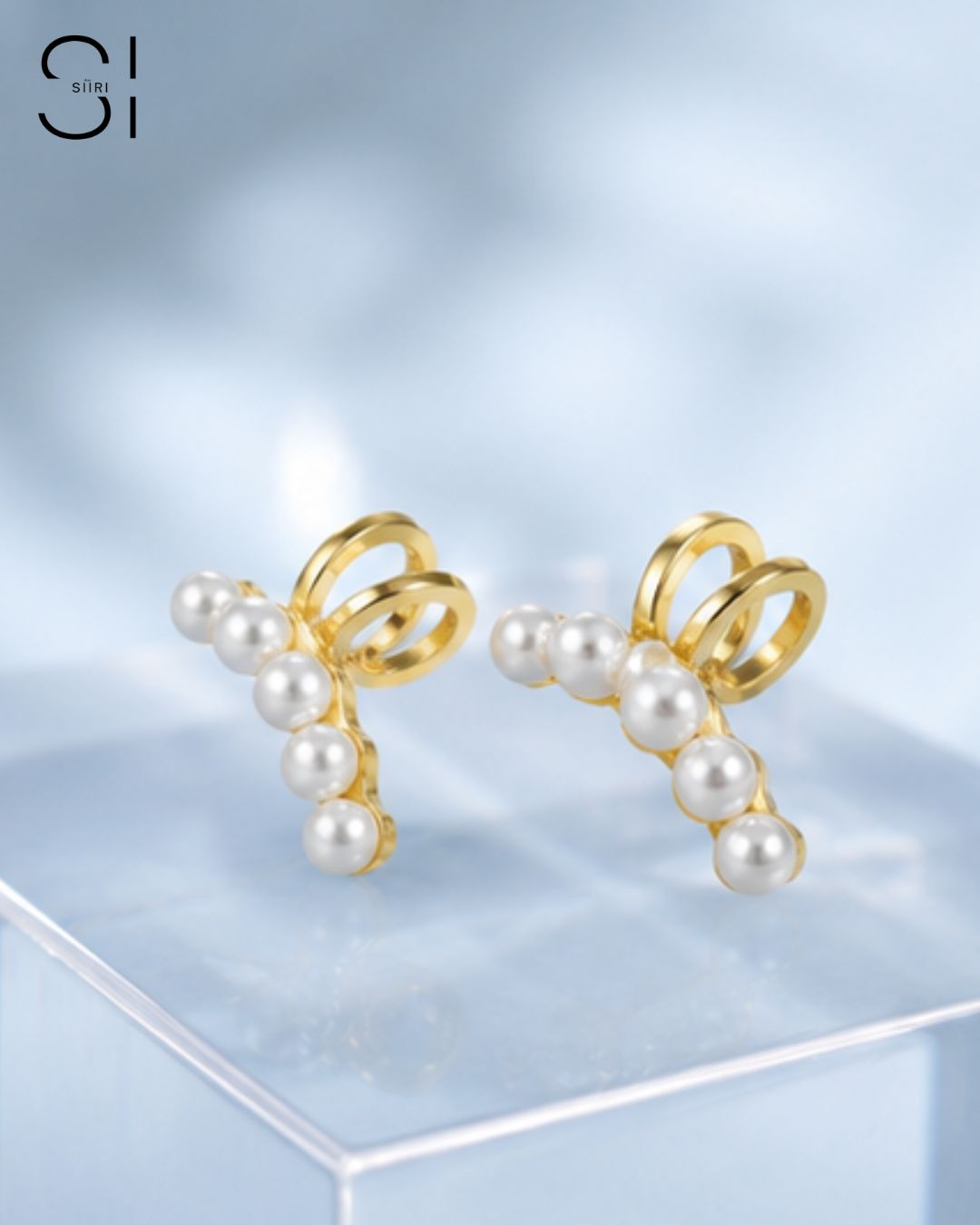 gold plated ear cuff eith pearl detailing