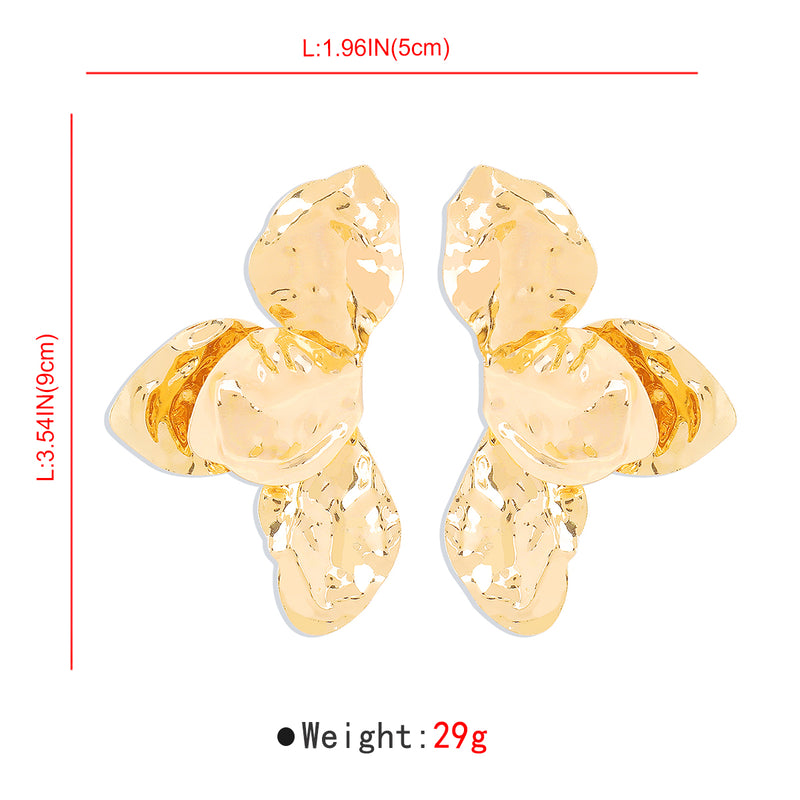 Gold earrings with measurements and weight displayed on a white background